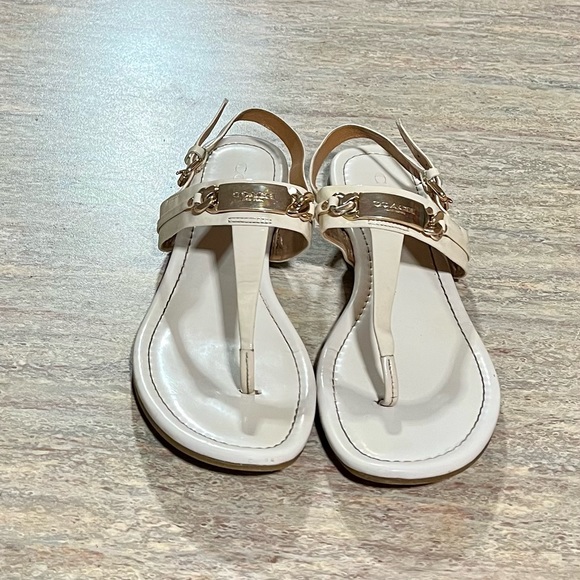 Coach Caterine thong strapped off-white sandals - Picture 14 of 15
